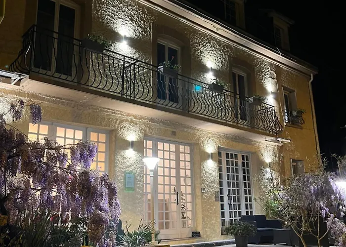 Logis Hotel Restaurant Le Lascaux
