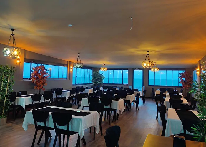 The Elysian Resort Hotel & Restaurant - Bar