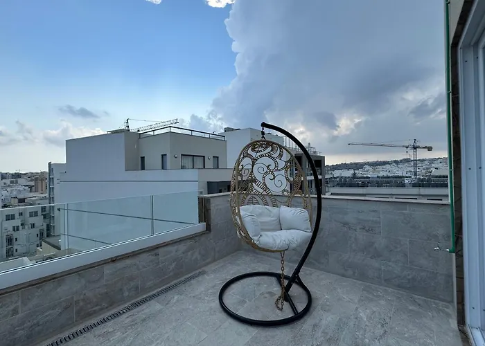 Balcony Studios
