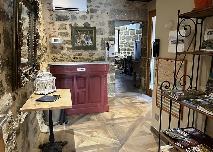 Le 19 - Suite LaFayette 70m2 - Centre Historique - Clim