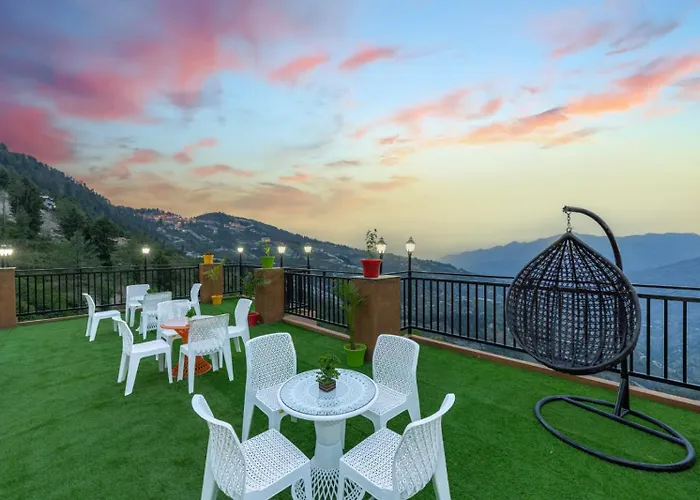 The Mountains Breeze Retreat I Couple Friendly I Balcony I Charvi Retreat I Kufri By Exotic Stays