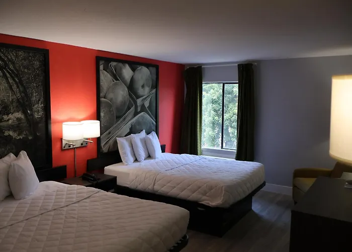 Namaste Inn & Suites Dawsonville