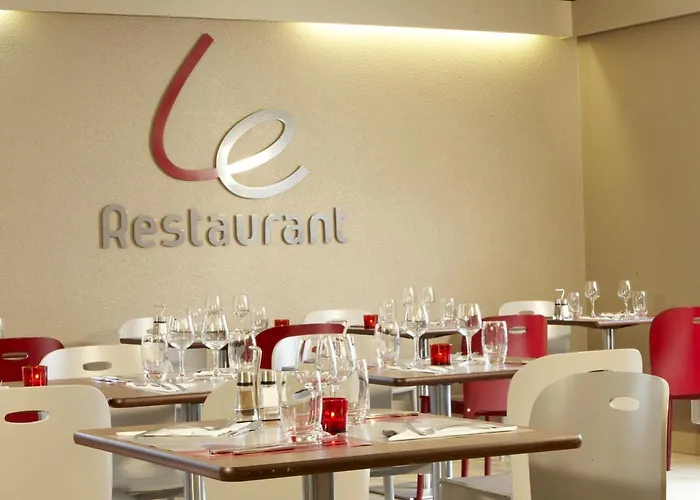 Brit Hotel Dinan - Taden