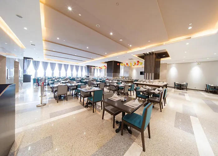 Green Beach Hotel Nha Trang