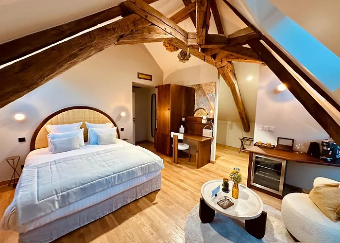 Folklore Boutique Hotel - Maison De Suites