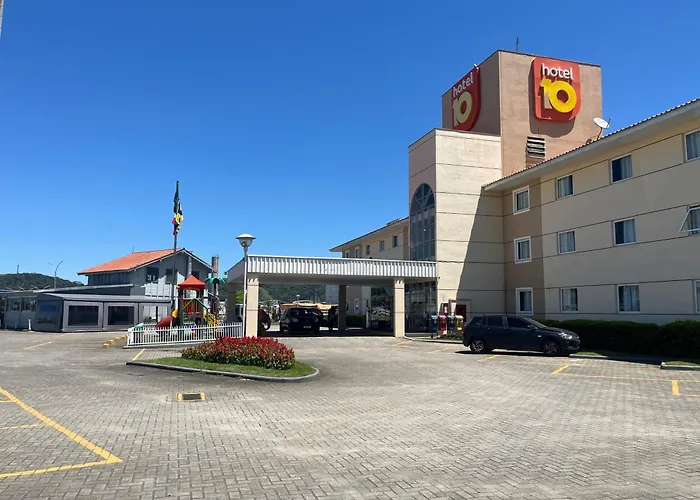 Hotel 10 Itajai/Navegantes