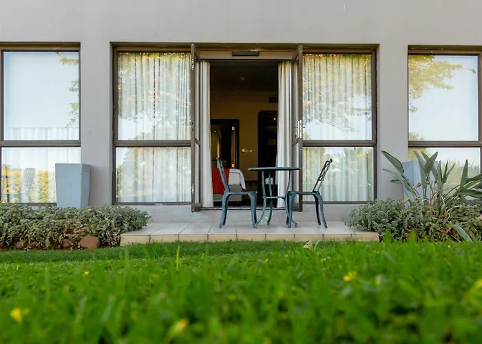 Phakalane Golf Estate Hotel&Convention Centre