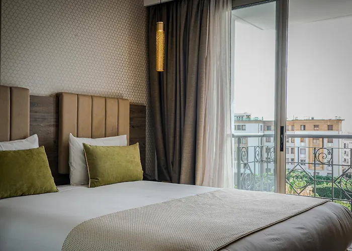 Az Hotel Des Arts