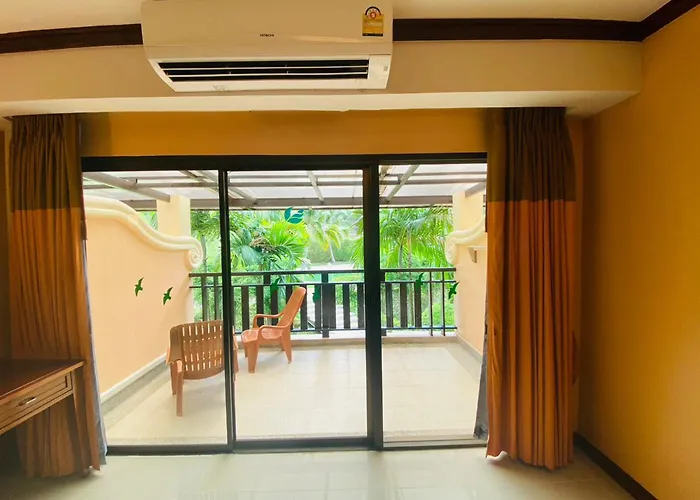 Apartel At Lanta Resort