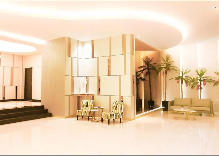 Emerald Hotel