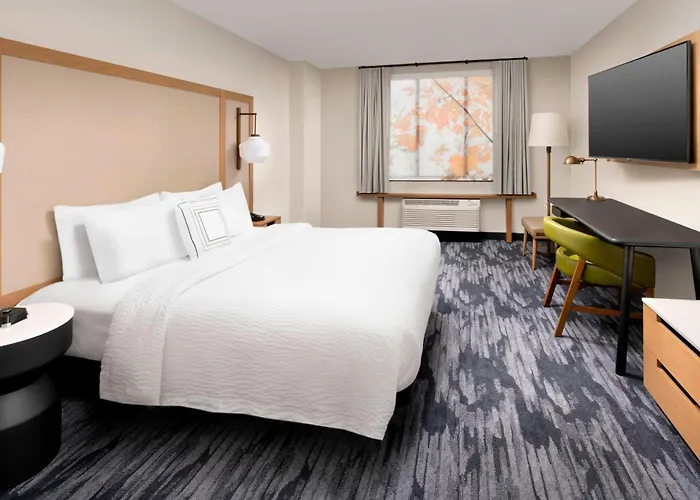 Fairfield Inn & Suites By Marriott Alexandria West/Mark Center