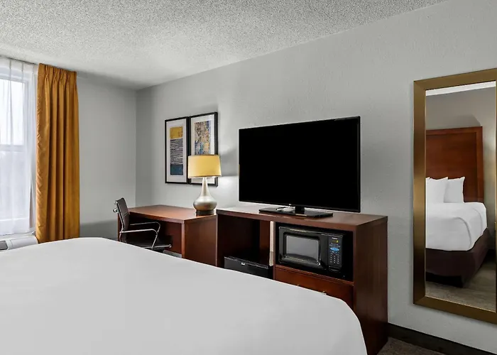Comfort Inn & Suites Staunton