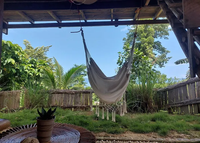 Jungle Bar Resto & Cottages