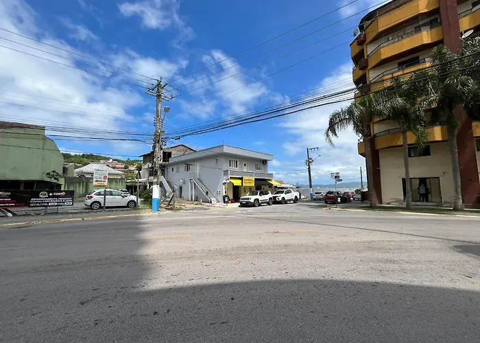 Hospedagem 20M Da Praia. Itapema