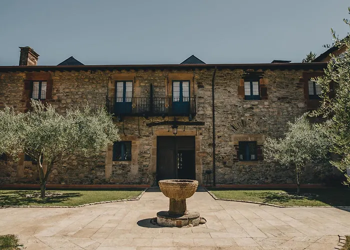 Hotel Monumento Pazo Do CastrBarco de Valdeorras