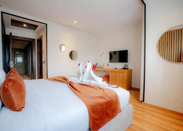 Razane Hotel