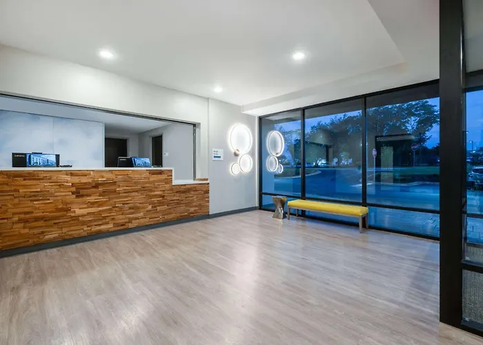 Echo Suites Extended Stay By Wyndham Madison