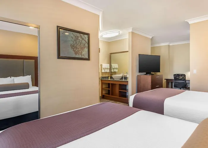 Best Western Plus Avita Suites
