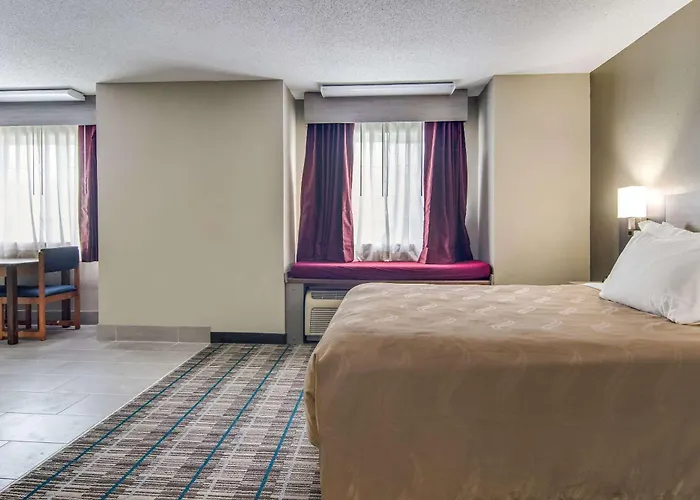 Quality Inn & Suites Grove City-Outlet Mall