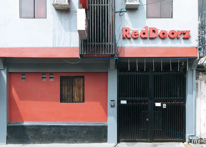 Reddoorz At A&F C5 Pinagsama Taguig
