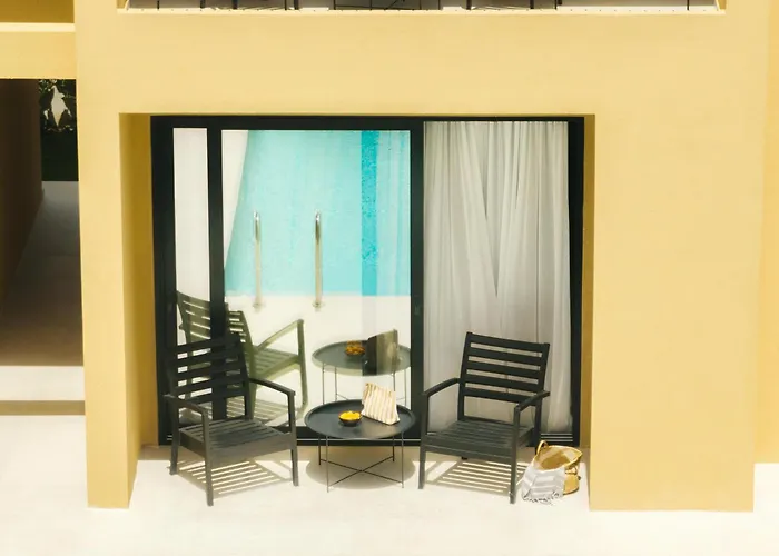 Marea Luxury Suites