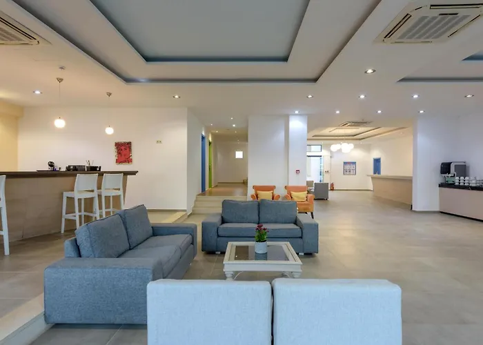 Zeus Hotels Palm Beach
