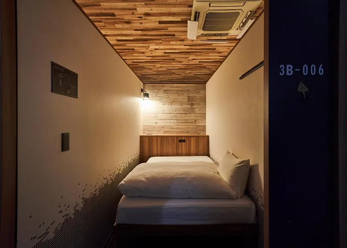 Eight Point Inn Kanazawa