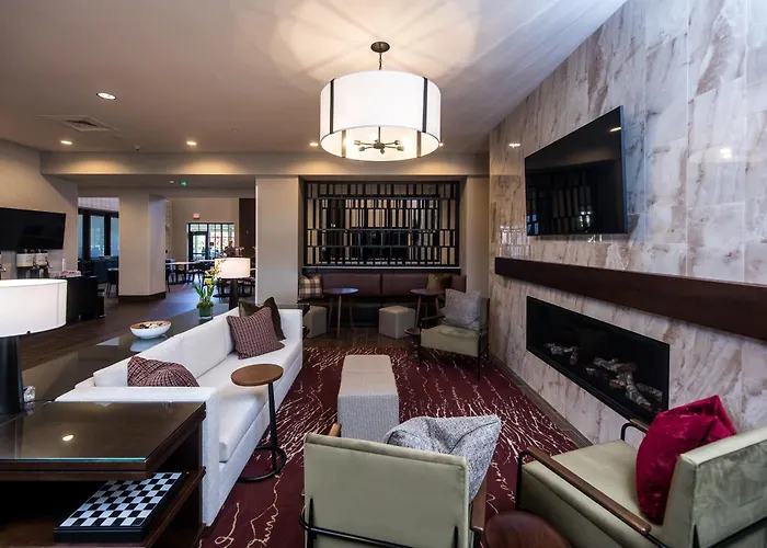 Hampton Inn & Suites Dobson