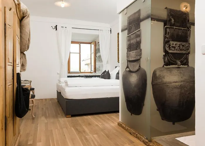 Hotel & Gourmetwirtshaus Kirchenwirt Seit 1326