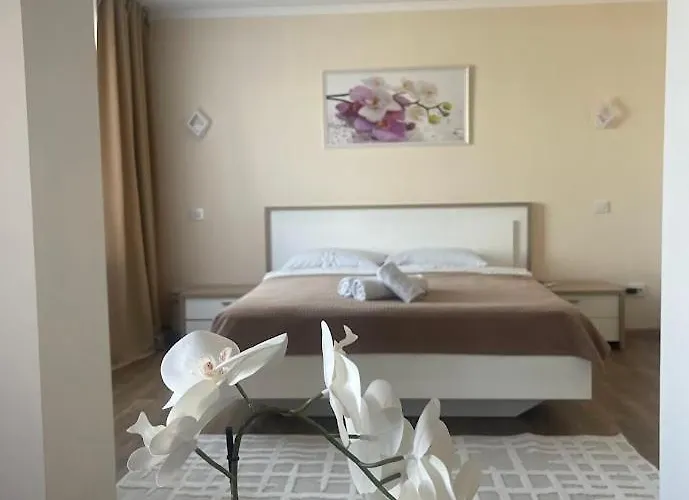 Hotel Elegia