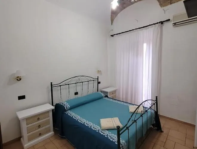 Rooms&B&B