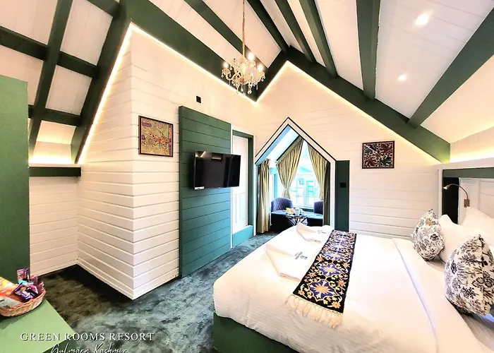 Green Rooms Resort