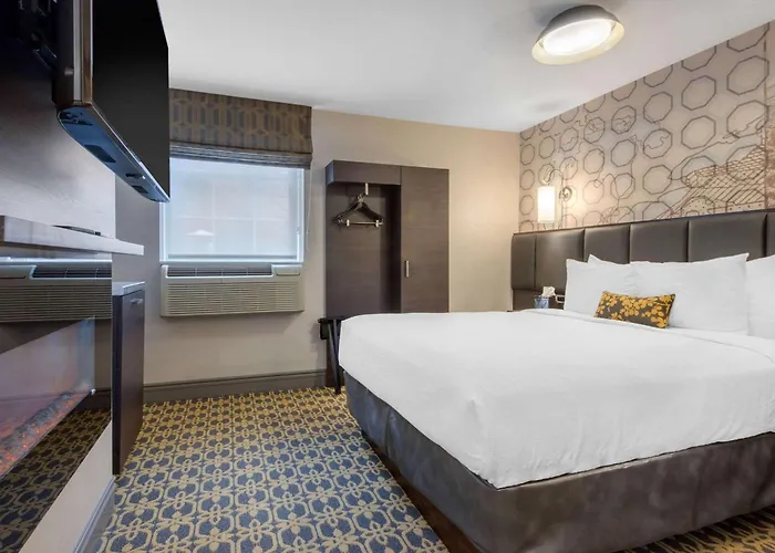 The Champlain Waterfront Hotel, An Ascend Collection Hotel