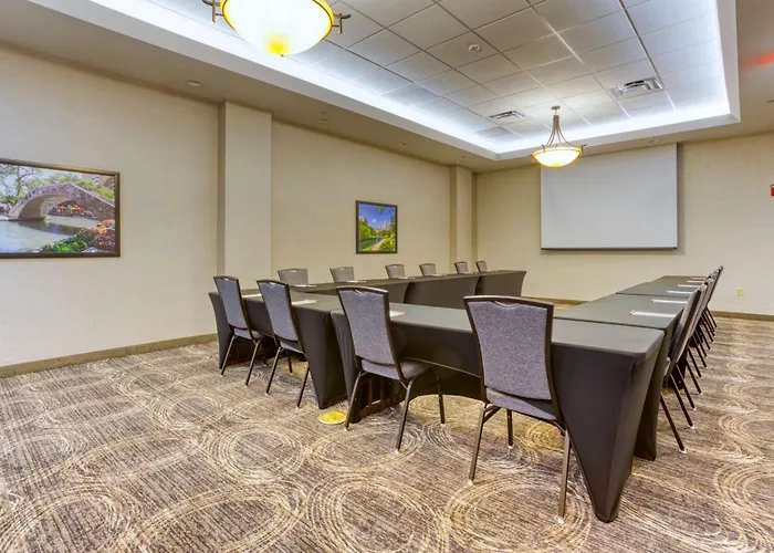 Drury Inn & Suites San Antonio Near La Cantera