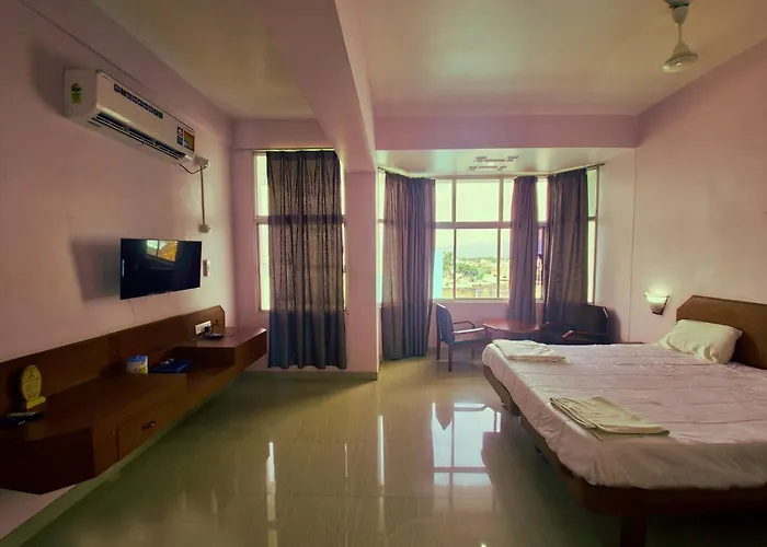 Hotel Blue Residency