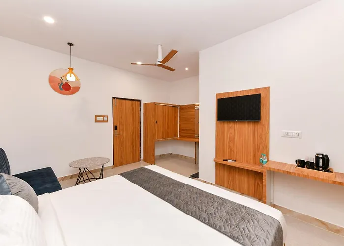Hotel Shine International