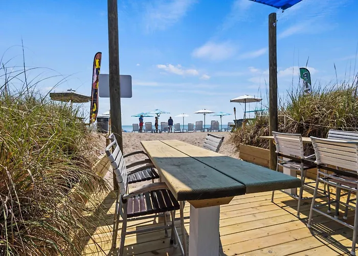 Oceanfront Inn, Inlet View, King Bed, #5