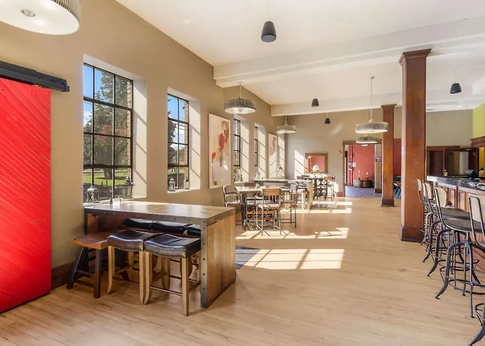 Jackson Park Inn, An Ascend Collection Hotel
