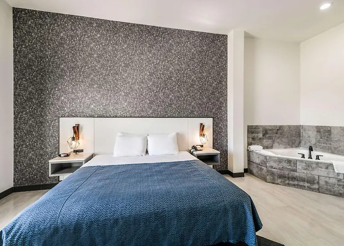 Hy-Lo Hotel