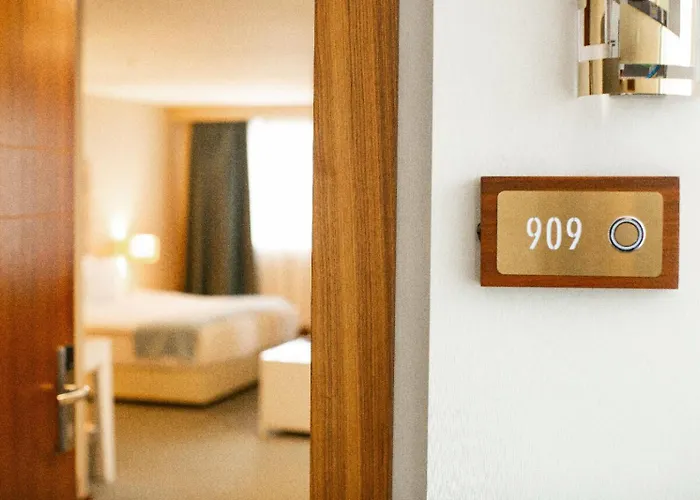 Nevali Hotel & Convention Center