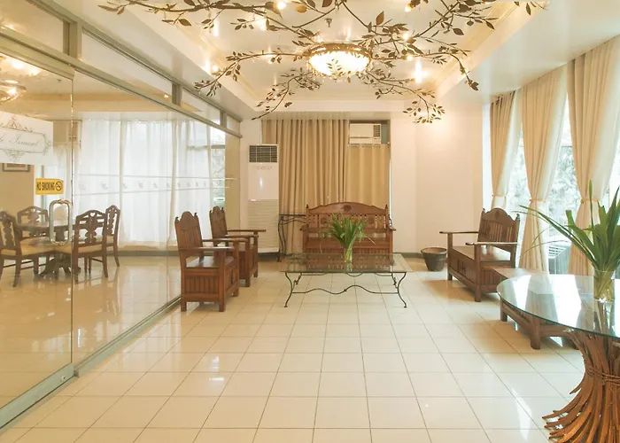 Royal Am Rei Hotel By Reddoorz