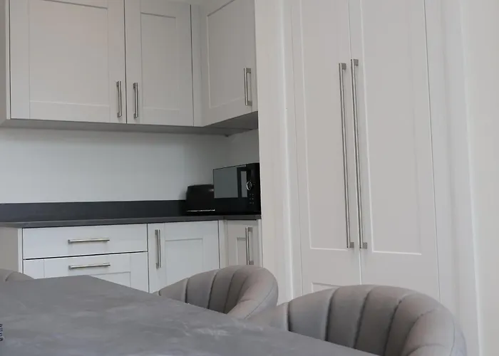 Alban Suites