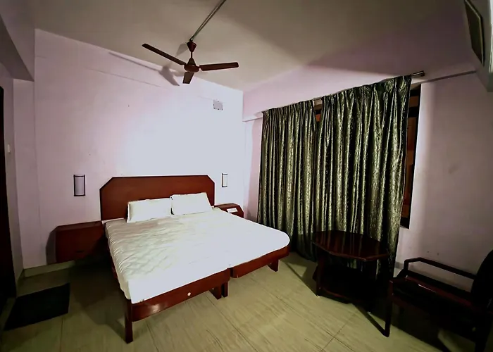 Hotel Blue Residency