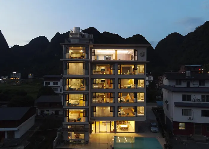 Yangshuo Lakeside Inn