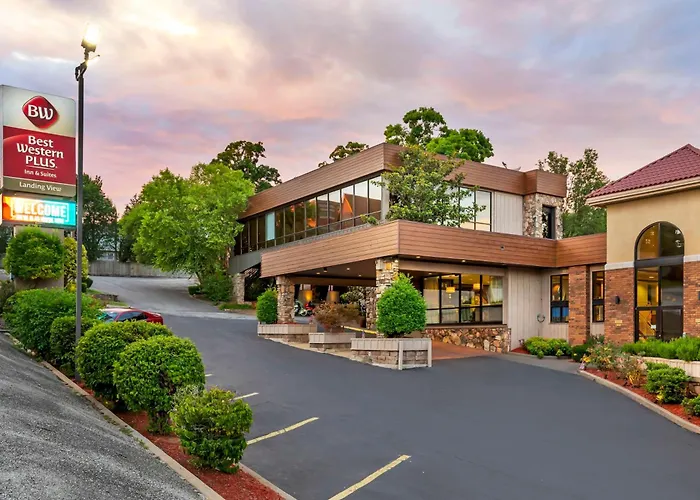 Best Western Plus Landing View Inn & Suites Branson