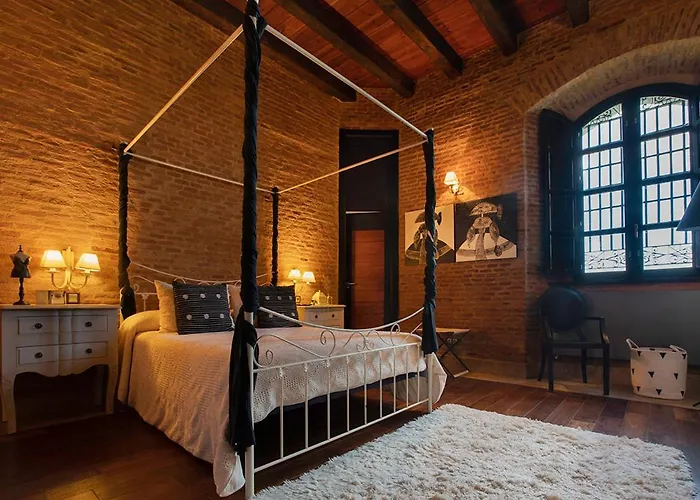 Castillo de Monte la Reina Posada Rural&Bodega
