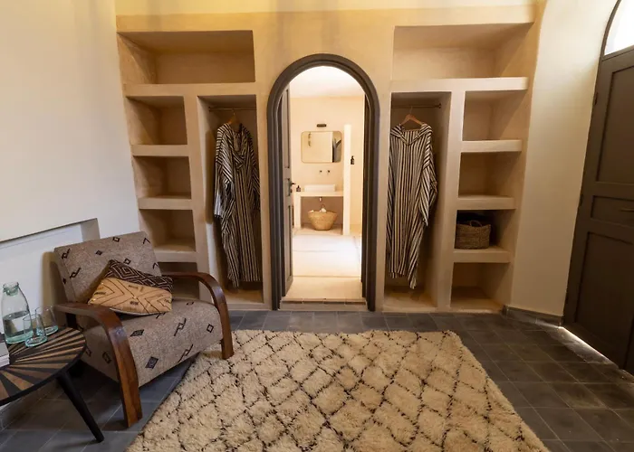 Maison 250 - Adult Only