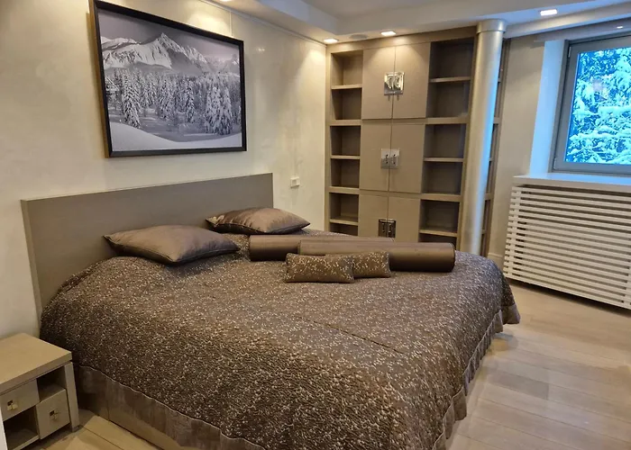 Hotel Murowanica