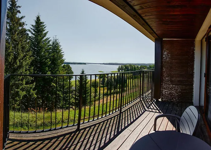 Hotel M Club Lake Resort