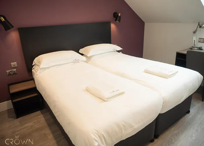 Crown Hotel